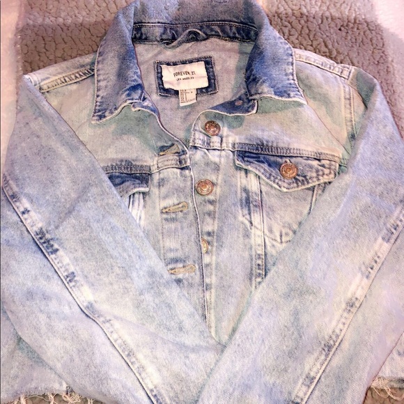 Cropped Jean jacket - Picture 3 of 3